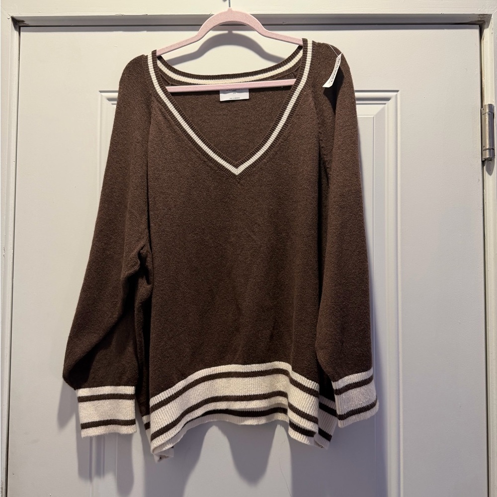 Old Navy V-Neck Brown Sweater with Cream Accents